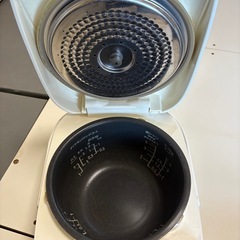 Panasonic 炊飯器5.5合の画像