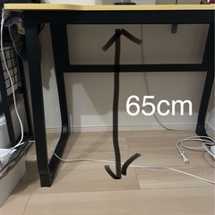 パソコン　デスクの画像