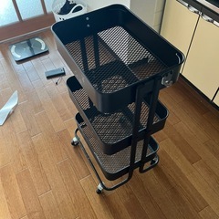 ３段ラックの画像