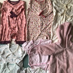 新生児服女の子の画像