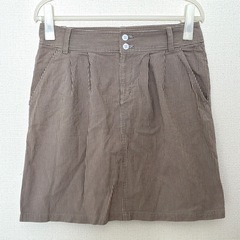 【美品】綿100%膝丈スカートの画像