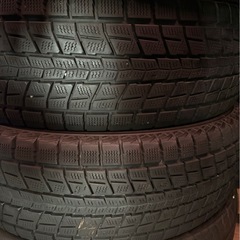 215/70R16 ダンロップスタッドレスタイヤ 4本 2017年製造の画像