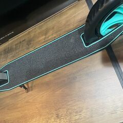 キックボード　キックスクーター　折りたたみキックボード　まとめ買い歓迎　卸ます　アマゾン引き上げ商品　倒産品　ネット商材　転売　卸し　問屋　転売OK　アマゾン　商品　景品　コンペの画像