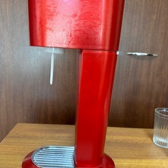 sodastream 炭酸水メーカー ボトル2本付きの画像