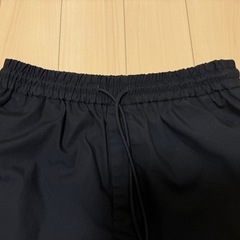 GU カーゴプルオンパンツの画像