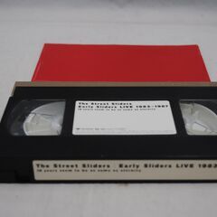 [1640] ストリート・スライダーズ VHS ビデオテープ 2本セットの画像