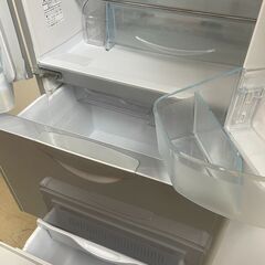 リサイクルショップどりーむ荒田店　No5018 冷蔵庫　４ドア　日立　２０１１年製　３６５L　自動製氷機能使用不可(´;ω;｀)の画像