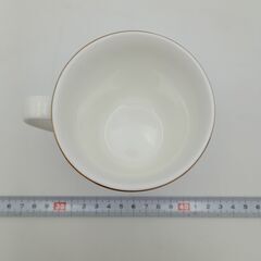 ロイヤルアルバート　メドウクロフト　マグカップ　Bone China　イングランドの画像