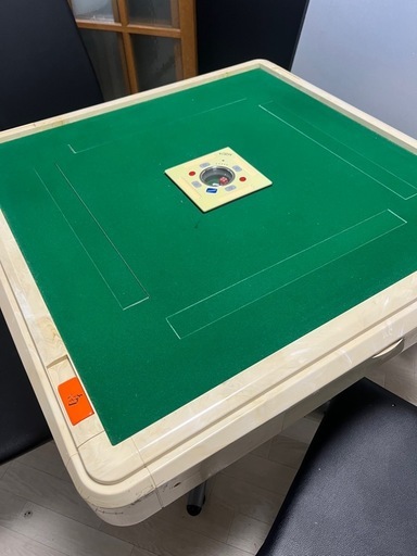 電動雀卓✨✨取りに来て頂ける方！値下げ要相談します！牌も椅子も一緒にどうぞ