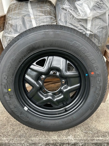 ジムニーJB64純正ホイール(※アルミではありません)・タイヤ5本セット＆ブラケット