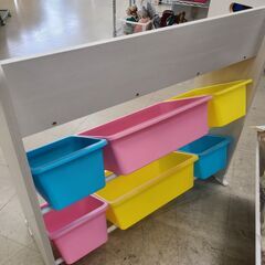 J1668　【リユースのサカイ柏店】　IRIS OHYAMA　アイリスオーヤマ　絵本棚付トイハウスラック　ETHR-26 パステル　クリーニング済み　参考価格8,820円の画像
