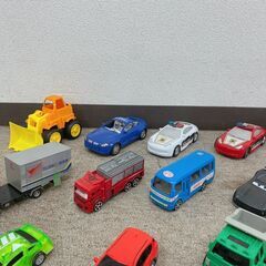 在庫のこりまとめで1セット！ ★限定入荷★  掘り出し物！ミニカー ミニ飛行機 チョロQタイプ など まとめの画像