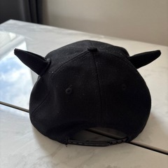 ツノ付きキャップの画像