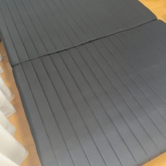 ベッド（IKEA）の画像