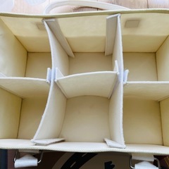 オムツストッカーと試供品いろいろの画像