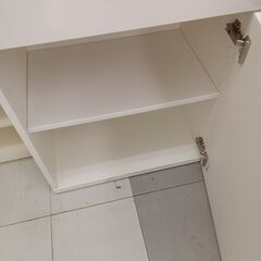 ★リユースのサカイ千葉中央店★  扉付収納棚 ホワイト H193×D42×W60 クリーニング済み TC5056の画像