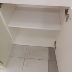 ★リユースのサカイ千葉中央店★  扉付収納棚 ホワイト H193×D42×W60 クリーニング済み TC5057の画像