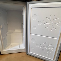 マクスゼン maxzen 中古 1ドア 64L ブラック 直冷式 右開き 冷凍庫（冷凍機能のみ） JF064ML01GM   の画像