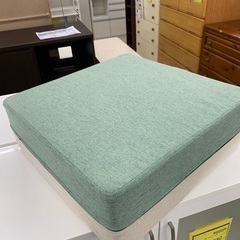 ◇ドリーム尼崎1号館◇【ジモティー割引対象商品】トランポリンクッション/BE×GRN/50cm×50cmの画像