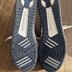 adidasハイカットスニーカーUS7 JP27.0の画像