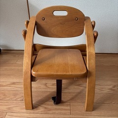 ベビーチェア　椅子の画像