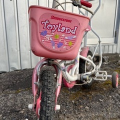 子供用自転車　補助輪・補助ハンドル付き　の画像
