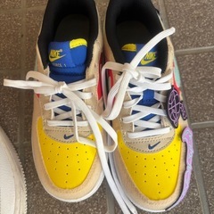 NIKE キッズ　スニーカーの画像