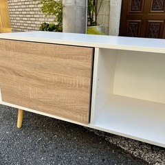 テレビ台の画像