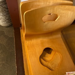座椅子の背もたれの画像