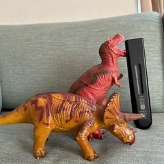 恐竜フィギュアの画像