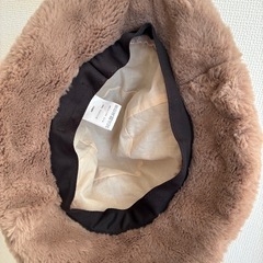 【新品】手触りの良いファー風帽子の画像