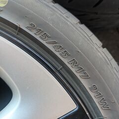 中古　トヨタ　プリウス純正　アルミホイール＆タイヤ　１７×７J　100/5H 　４本セットの画像
