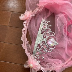ハロウィン仮装ティアラレースピンクの画像