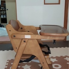 ベビーチェア ファニカ テーブルの画像