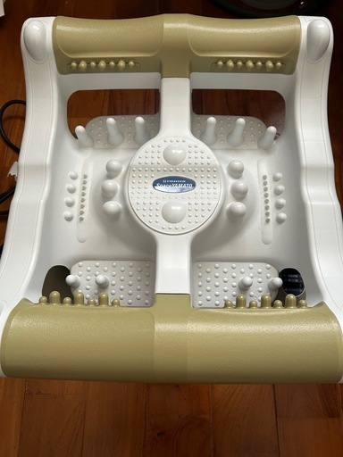 立ち仕事の後はフットマッサージ機