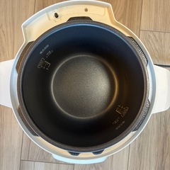 アイリスオーヤマ電気あつりょくなべ圧力鍋の画像