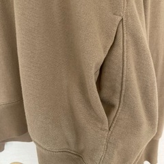 UNIQLO フード付きパーカー　XLの画像