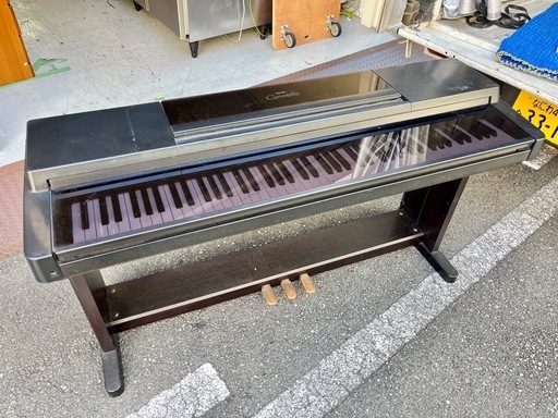 YAMAHA 電子ピアノ