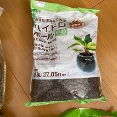 【園芸用品】ハイドロボール　グリーンモス　観葉植物の土　水苔　木酢液の画像