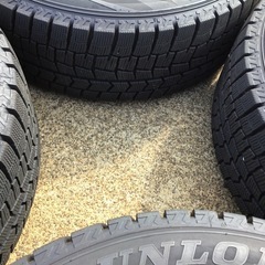 205/65R16 アルミホイール付スタッドレスタイヤ4本セットの画像