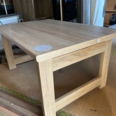 美品✨テーブルの画像