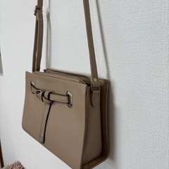 値下げ中古♥ショルダーバッグ＆クッションカバー2枚♥の画像