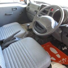 低走行（7500㎞）　ダイハツ　ハイゼットトラック　S201P　ワンオーナー車　禁煙　５MT　車検受渡しの画像