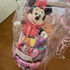 ディズニー　赤ちゃん　お祝い､誕生日に　ミニー　オムツケーキ　　の画像