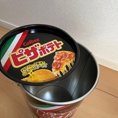 ピザポテト　ミニオンズ　缶の画像