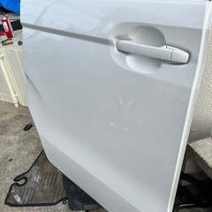 N-Box JF3 右スライドドアの画像