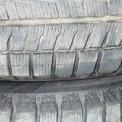 年式2023 BRIDGESTONE  185/60R15 スタッドレスタイヤホイール付き4本の画像