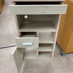 ◇ドリーム尼崎1号館◇【ジモティー割引対象商品】組立電話台の画像