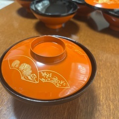 蓋付き汁椀の画像