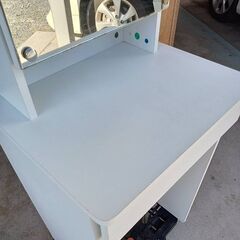 【B358】ドレッサー　メイク台　1面鏡　引き出し有り　小物収納　現状品の画像